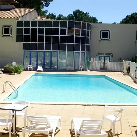 Cocon Proche De La Mer, Piscine Et Tennis Appartement *